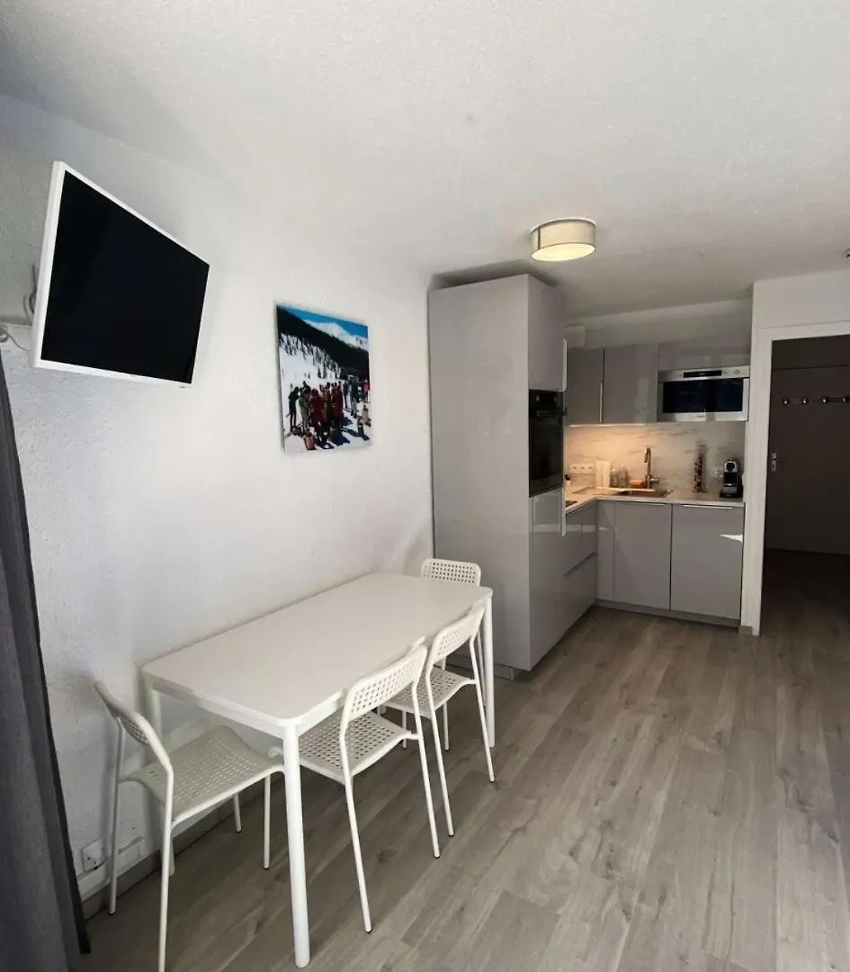Apartment Residence Le Cairn - Coquet Studio 4 Personnes Mae-6741 Les Orres France